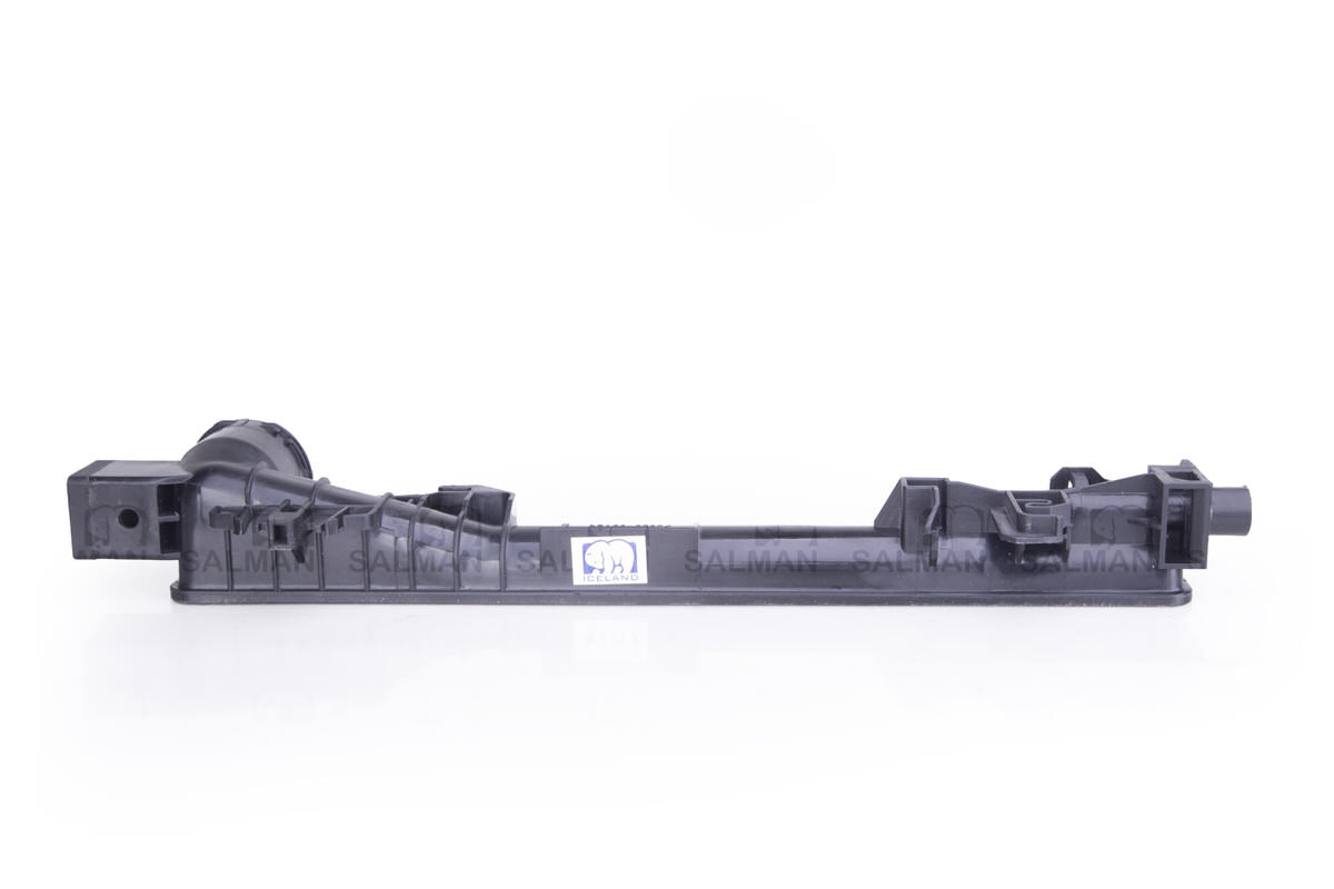 مخزن پایین بنز سری C یا نیروی انتظامی